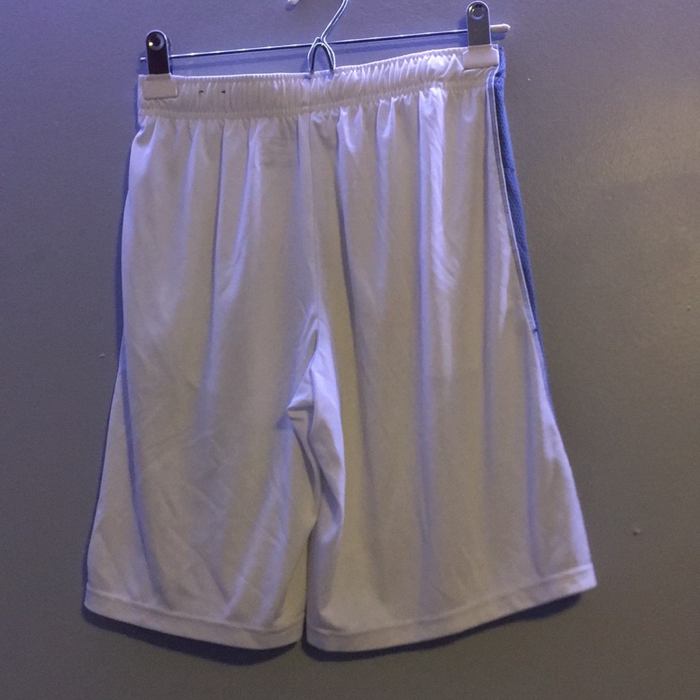 Junior Boys white athletic shorts size L